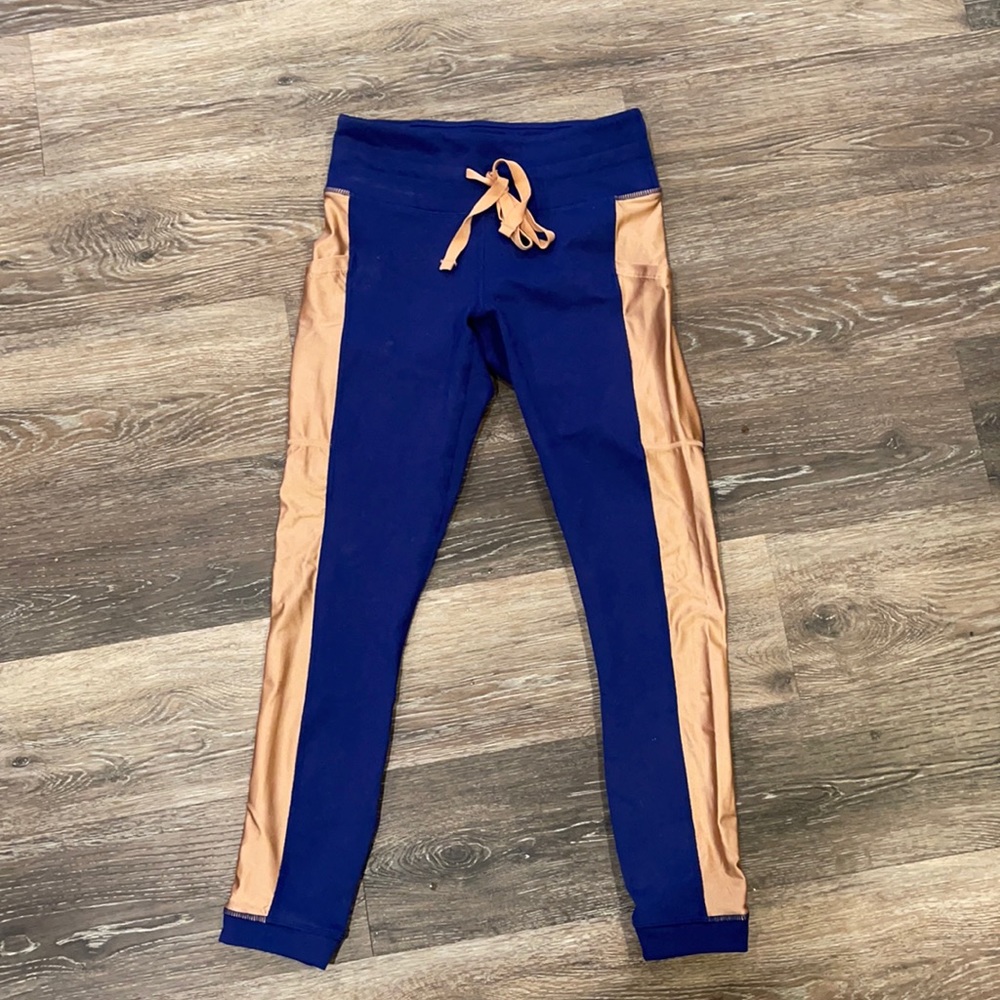 Fabletics powerhold joggers nwt